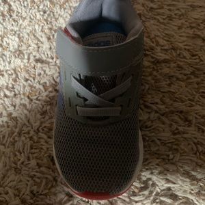 Boy addidas sneakers;gray,blue,red. Size 7 toddler